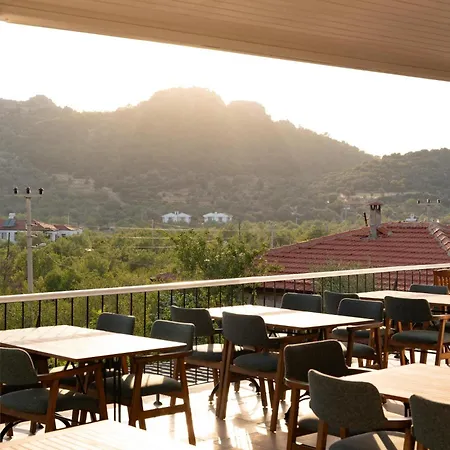 Tulu Datca 住宿加早餐酒店 *